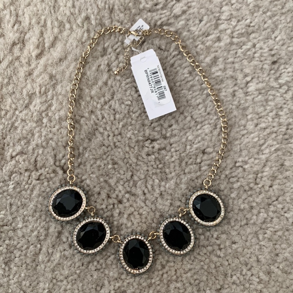 Statement necklace